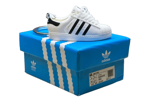 Original Superstar Trainer Keychain With Mini Shoe Box, Black Stripe