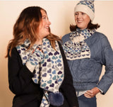 Hat Pompom Hearts, Blue