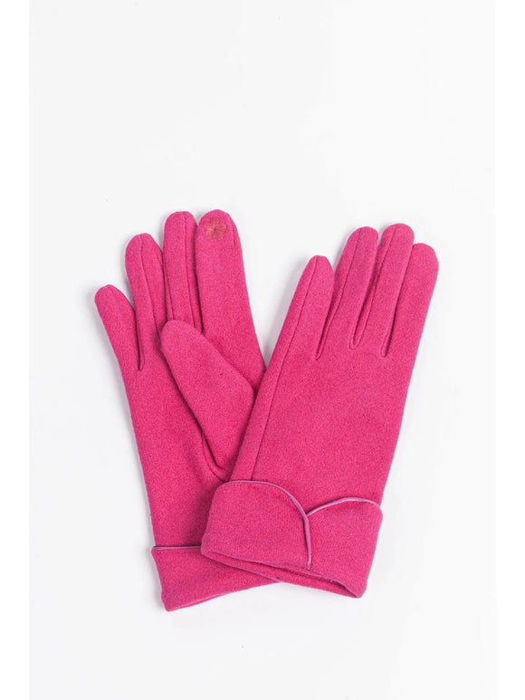 Fuchsia Fold Over Cuff with Scalloped Edge Gloves