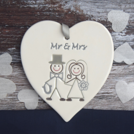 Mr & Mrs Ceramic Heart (colour may vary)