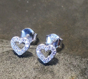 Cubic Zirconia Outline Heart Earrings 6mm